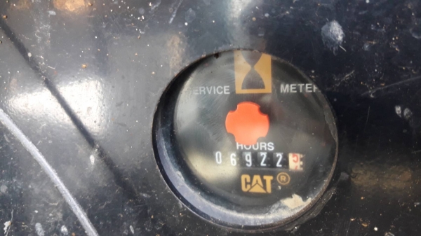 ขายรถขุดCATERPILLAR - 305SR เครื่องยนต์มิตซูบิชิ-K4N  จำนวน 4 สูบ ,คอนโทรลน้ำมัน , ปั๊มนิ้ว , แทรคเหล็กก๊อปยาง , มีตู้/เก๋ง, สินค้าเดิมๆเก่านอก, มีเอกสาร ขายตามสภาพ, ยังไม่เคยใช้งานในไทย