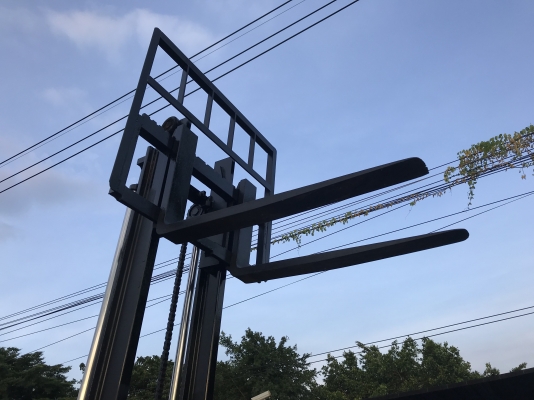 Toyota 7fd40สภาพดีเก่าญี่ปุ่น มีใบอินวอยไม่เคยใช้ในไทย