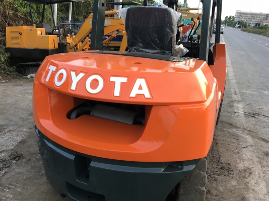 Toyota 7fd40สภาพดีเก่าญี่ปุ่น มีใบอินวอยไม่เคยใช้ในไทย