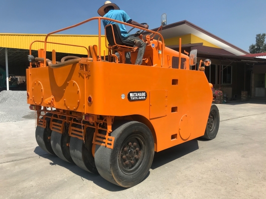 ขายรถบดล้อยางWATANABEรุ่นWP15WEรถนอกนำเข้าไม่เคยใช้งานในไทยสภาพดีมากๆขายถูกๆสนใจติดต่อ0818302909จิรโรจน Line:jiraroj2909