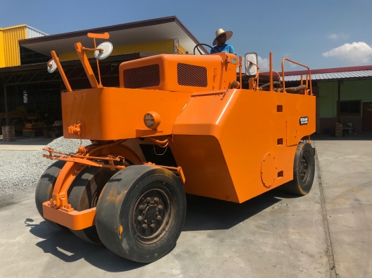 ขายรถบดล้อยางWATANABEรุ่นWP15WEรถนอกนำเข้าไม่เคยใช้งานในไทยสภาพดีมากๆขายถูกๆสนใจติดต่อ0818302909จิรโรจน Line:jiraroj2909