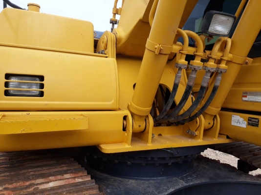 ขายด่วน!! KOMATSU  PC200-8MO สภาพนางฟ้า ค่ะ