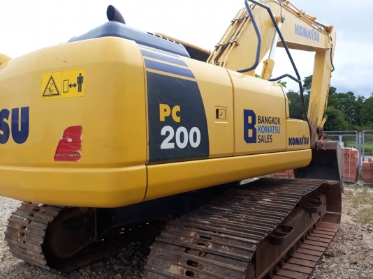 ขายด่วน!! KOMATSU  PC200-8MO สภาพนางฟ้า ค่ะ