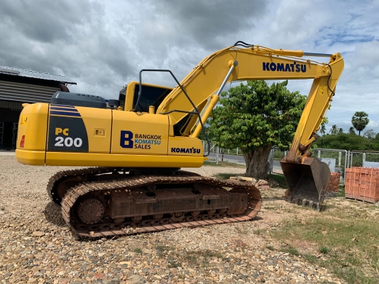ขายด่วน!! KOMATSU  PC200-8MO สภาพนางฟ้า ค่ะ