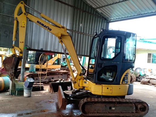 ขายจ้า..KOMATSU PC35MR-2 เก่านอกแท้  สภาพสวย  เดิมๆๆ  พร้อมใช้  โทร 089-3818694 จ๊อย