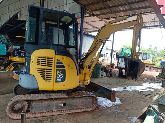 ขายจ้า..KOMATSU PC35MR-2 เก่านอกแท้  สภาพสวย  เดิมๆๆ  พร้อมใช้  โทร 089-3818694 จ๊อย
