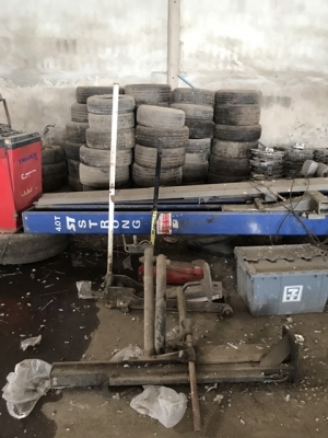 ขาย อุปกรณ์ร้านยยาง อุปกรณ์ครบ ซื้อไปเปิดร้านได้เลย (เจ้าของเก่าเลิกกิจการ) ราคา 115,000 บาท ติดต่อ 081-942-5002 ผู้ใหญ่ ธนูทอง