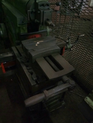 เครื่องกลึง ยี่ห้อ YAM รุ่นหนัก ยาว 10ฟุต รุ่น YAM-2000HG+แท่นไสเหล็ก