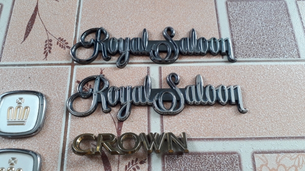 โลโก้ TOYOTA CROWN แท้ จากญี่ปุ่น