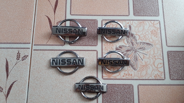 โลโก้ NISSAN ตัวเล็ก แท้ จากญี่ปุ่น