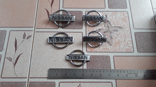 โลโก้ NISSAN ตัวเล็ก แท้ จากญี่ปุ่น