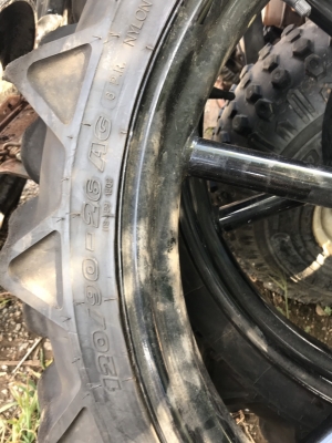 ขายยางรถ