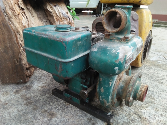 เครื่องยนต์สูบเก่า BRIGGS&amp;STRATTON U.S.A.  เครื่องสภาพเดิม