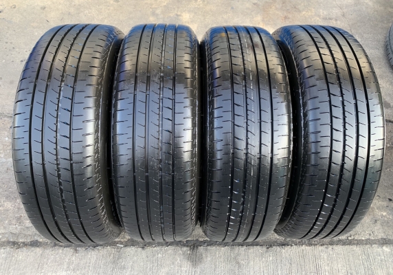 ล้อแม็กป้ายแดง Toyota Camry 2019 ขอบ 16 พร้อมยางป้ายแดง 205-65-16 Bridgestone ปี 19 สวยๆ