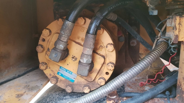 ขายรถบด4ตันTw500w สภาพสวยพร้อมใช้  ราคา290,000บาท ติดต่อคุณอ๊อฟ พิจิตร 086-737-9991