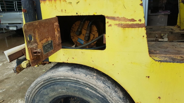 ขายรถบด4ตันTw500w สภาพสวยพร้อมใช้  ราคา290,000บาท ติดต่อคุณอ๊อฟ พิจิตร 086-737-9991