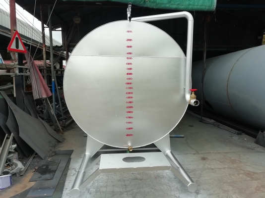 ขายถังน้ำมันใหม่ขนาด 20,000 ลิตร เหล็กหนา 4 มม.ผลิตเอง ราคาใบละ 70,000 บาท  ถังใหม่ผลิตเอง