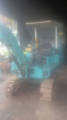 KOMATSU PC 30