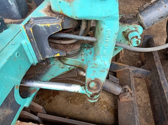 KOMATSU PC 30