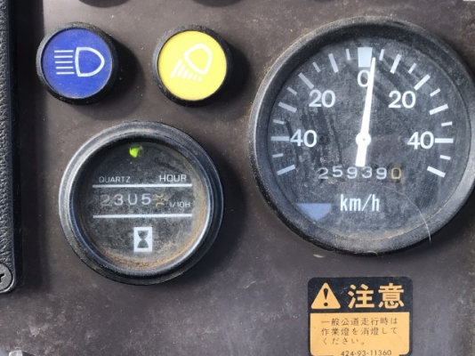 ขายรถตักล้อยาง KOMATSU WA100-1 (2,xxx ชั่วโมง) นำเข้าเองจากญี่ปุ่น สภาพพร้อมใช้