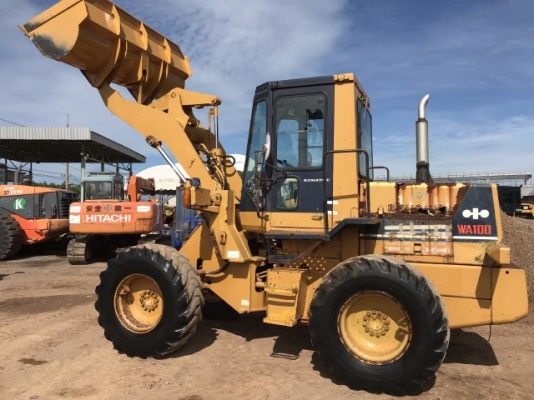 ขายรถตักล้อยาง KOMATSU WA100-1 (2,xxx ชั่วโมง) นำเข้าเองจากญี่ปุ่น สภาพพร้อมใช้