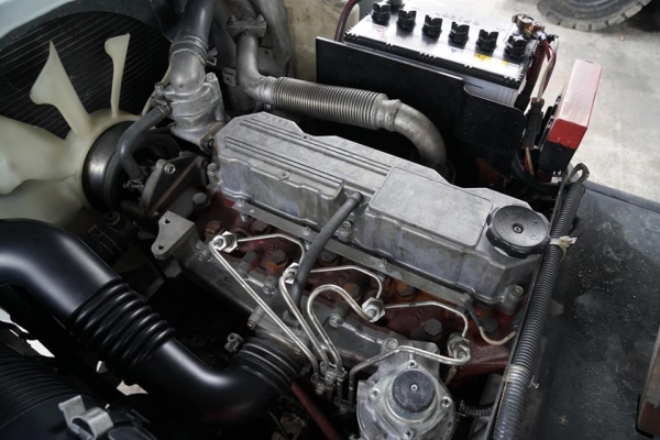 Nissan2ตัน รุ่นNF1F1 เกียร์ออโต้ ขนาดยก2ตัน เสายกสูง3เมตร เครื่องยนต์ดีเซล