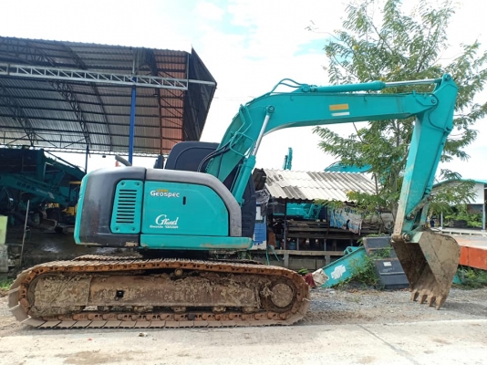 ขายจ้า..KOBELCO SK135SR YY01. เก่าใน  สภาพดี  แทรคใหญ่  เครื่องปั๊มดี  พร้อมใช้  ลองระบบกันได้ทุกวัน  โทร  089-3818694จ๊อย