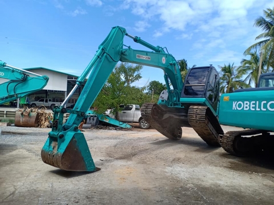 ขายจ้า..KOBELCO SK135SR YY01. เก่าใน  สภาพดี  แทรคใหญ่  เครื่องปั๊มดี  พร้อมใช้  ลองระบบกันได้ทุกวัน  โทร  089-3818694จ๊อย