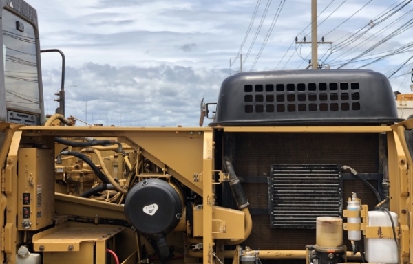 ขายรถขุด CAT 330B ลายหัวกระแทก นำเข้าเองจากญี่ปุ่น สภาพสวยพร้อมใช้ มีVDOการทำงานครับ