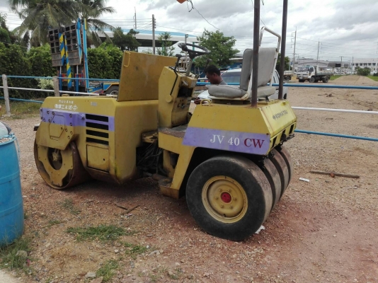 ขายรถบดเล็ก4ตันมีเอกสารครับ komutsu jv40cw-2