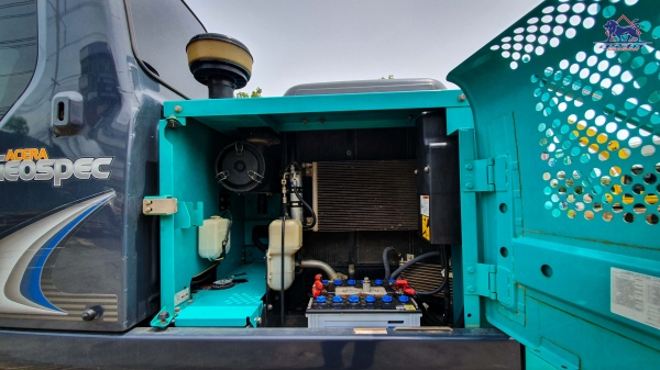 ขายรถแบคโฮ KOBELCO SK140LC-8 YP09 SuperXM ใช้งานเพียง 6 พันชั่วโมง ขายรถแบคโฮ KOBELCO SK140LC-8 YP09 SuperXM ใช้งานเพียง 6 พันชั่วโมง