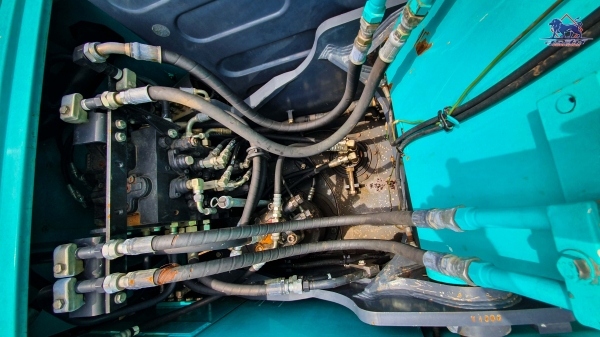 ขายรถแบคโฮ KOBELCO SK140LC-8 YP09 SuperXM ใช้งานเพียง 6 พันชั่วโมง ขายรถแบคโฮ KOBELCO SK140LC-8 YP09 SuperXM ใช้งานเพียง 6 พันชั่วโมง