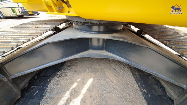 ขายรถแบคโฮ KOMATSU PC130-8 ใช้งานเพียง 5 พันชั่วโมง