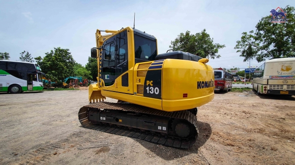 ขายรถแบคโฮ KOMATSU PC130-8 ใช้งานเพียง 5 พันชั่วโมง