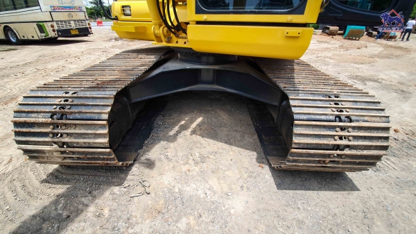 ขายรถแบคโฮ KOMATSU PC130-8 ใช้งานเพียง 5 พันชั่วโมง