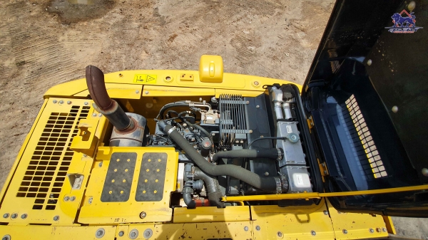 ขายรถแบคโฮ KOMATSU PC130-8 ใช้งานเพียง 5 พันชั่วโมง