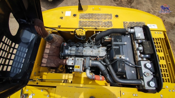 ขายรถแบคโฮ KOMATSU PC200LC-8M0 บูมยาว 16 เมตร