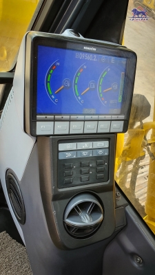 ขายรถแบคโฮ KOMATSU PC200LC-8M0 บูมยาว 16 เมตร