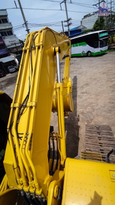 ขายรถแบคโฮ KOMATSU PC200LC-8M0 บูมยาว 16 เมตร