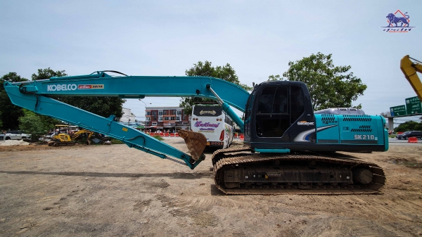ขายรถแบคโฮ KOBELCO SK210LC-8 YQ12 Super บูมยาว 16 เมตร