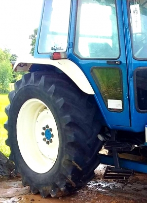 ..ขาย..ราคา 495,000บ< รถไถ 2เพา ฟร์อค 8710 เครืองดีมาก 6สูบ ปั้มดี รถสวยสภาพเดิมใช้งานน้อย,ส่วนมากจอด.ไม่มีงานเลย...ขาย >ราคา 495,000บ< เล่ม,ทะเบียนพร้อมโอน ..ขาย..ราคา 495,000บ< รถไถ 2เพา ฟร์อค 8710 เครืองดีมาก 6สูบ ปั้มดี รถสวยสภาพเดิมใช้งานน้อย,ส่วนมากจอด.ไม่มีงานเลย...ขาย >ราคา 495,000บ< เล่ม,ทะเบียนพร้อมโอน