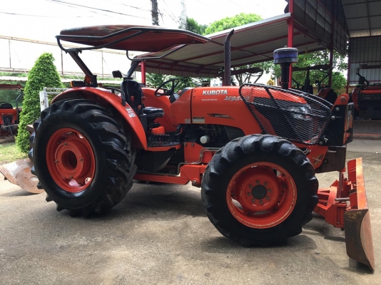 ขายรถไถKubota M9540(4WD)พร้อมใบดันและผานพรวนCMT สีเดิม รถใช้งานน้อย900ชั่วโมง