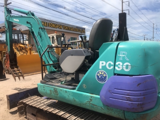 ขายรถขุด KOMATSU PC30-7E ปากคีบ (3,xxx ชั่วโมง) นำเข้าเองจากญี่ปุ่น สภาพพร้อมใช้ มีVDOการทำงานครับ
