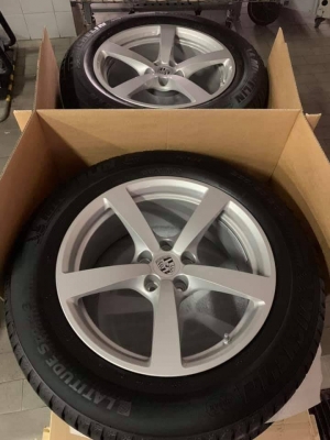 ขายแม็กป้ายแดง Porsche Macan 2019