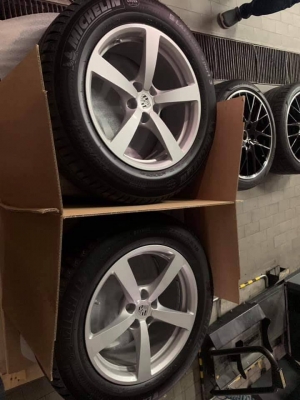 ขายแม็กป้ายแดง Porsche Macan 2019 ขายแม็กป้ายแดง Porsche Macan 2019
