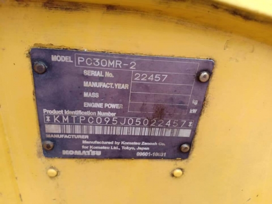 ขายจ้า..KOMATSU PC30MR-2. เก่านอกแท้  สภาพสวย  เดิมๆๆ  มีลายแย๊ก  ใช้งานมาน้อย..โทร 089-3818694จ๊อย