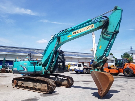ถึงไทยแล้ว KOBELCO SK200-8#YN12-60071 from JAPAN ปี2011  สวยๆครับ