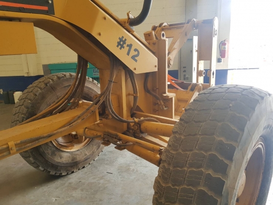 ไม่แพงครับ 140H#APM01235 เครื่องคอมมอนเรล จาก USA รวมติดตั้ง Scarifier ด้านหน้าให้เรียบร้อย ไม่แพงครับ 140H#APM01235 เครื่องคอมมอนเรล จาก USA รวมติดตั้ง Scarifier ด้านหน้าให้เรียบร้อย