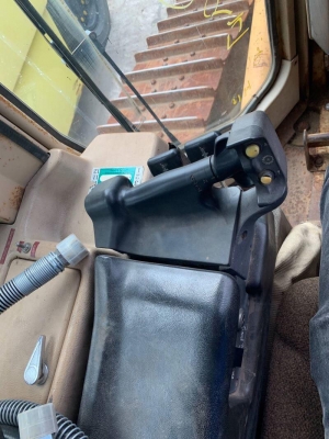 รถดัน D6M 7520 HR รถดัน D6M 7520 HR