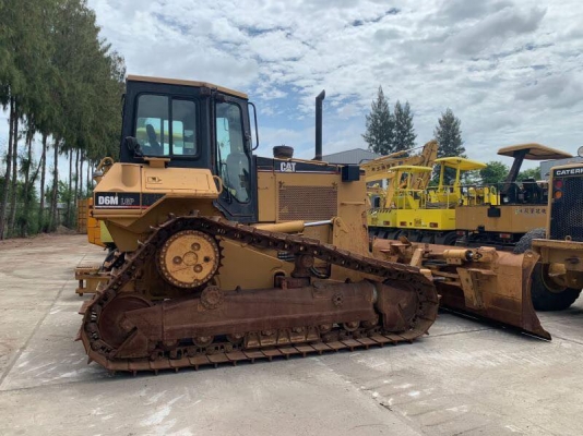 รถดัน D6M 7520 HR รถดัน D6M 7520 HR